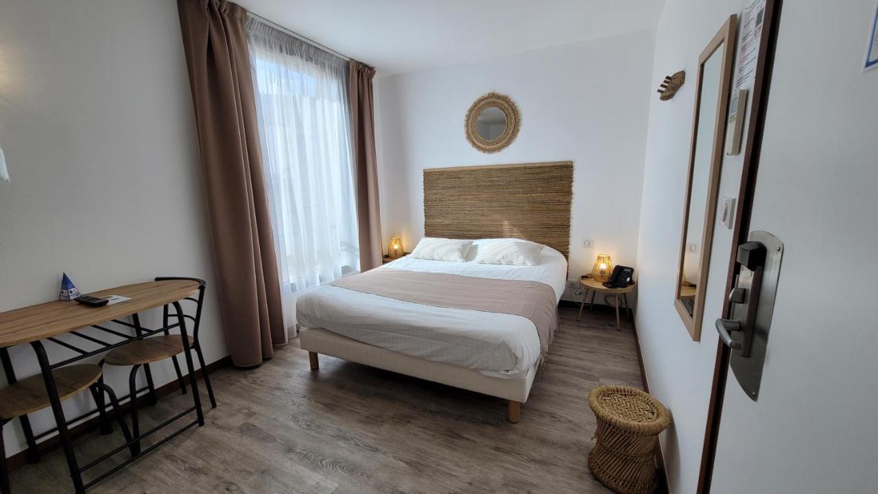 Le Relais Du Valois Cognac Centre Hotel Екстериор снимка