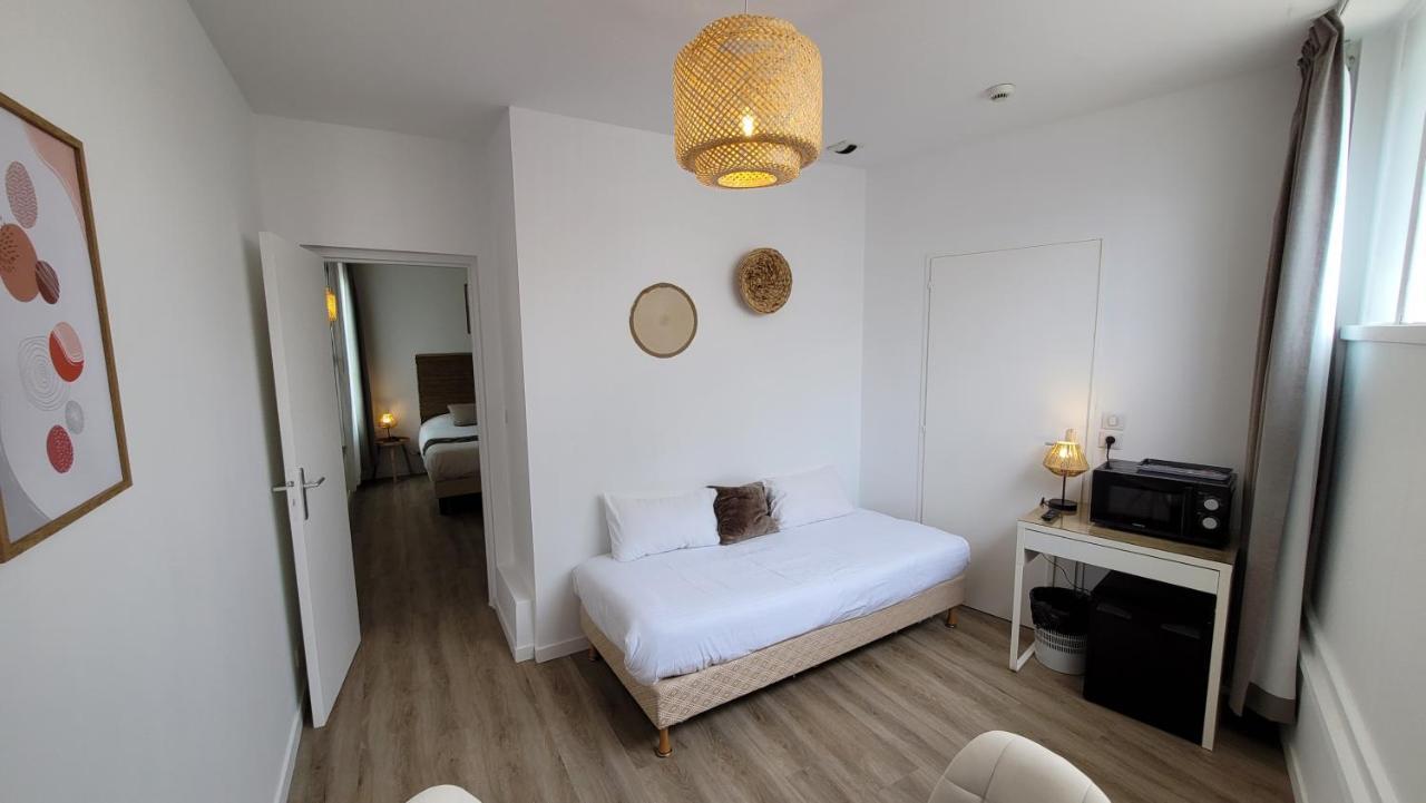 Le Relais Du Valois Cognac Centre Hotel Екстериор снимка
